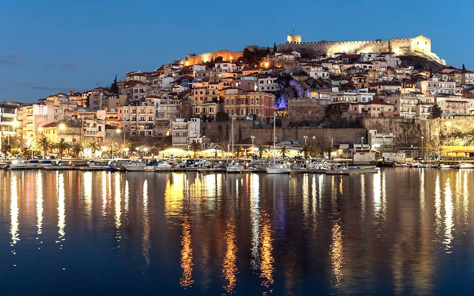 Tourist accommodation and leisure platform