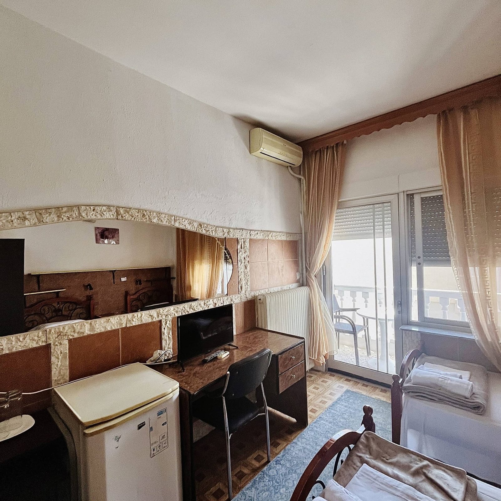 Double Room with Balcony 